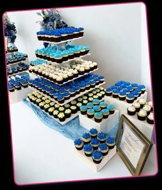 Catering cupcake display